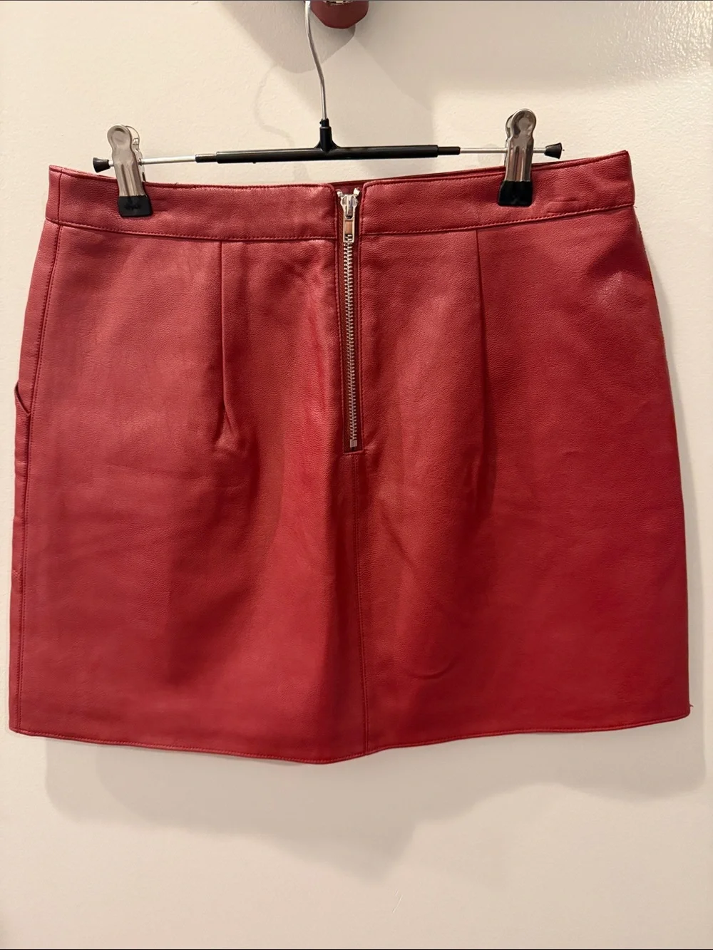 LULUS Women's Red Faux Leather Mini Skirt